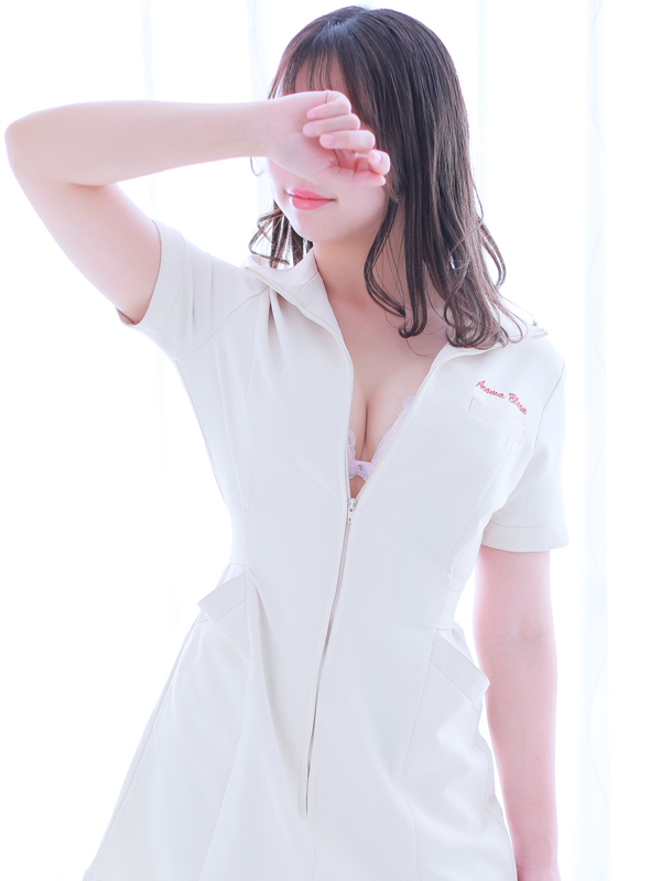 桃-Momo-